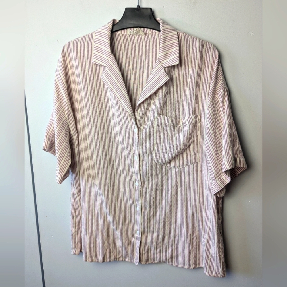 WOMANCE button Down Shirt Short Sleeve Size Large Yellow, Red And White